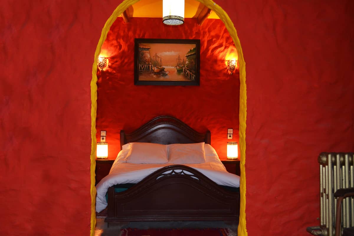 Premium bedding, desk, blackout curtains, iron/ironing board