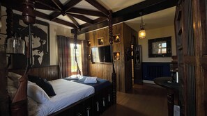 Chambre Supérieure | Décoration personnalisée, ameublement personnalisé, draps fournis