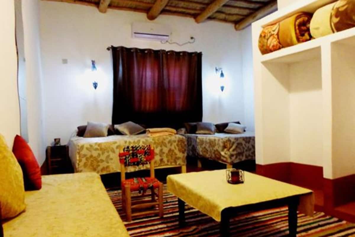 Kamar Standar, kamar mandi pribadi, pemandangan lembah | Setrika/meja setrika