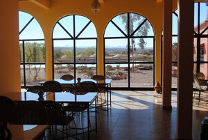 Breakfast, lunch and dinner served