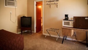 Unclassified image, 5 of 19, button - Cowboy Inn (Edgemont)