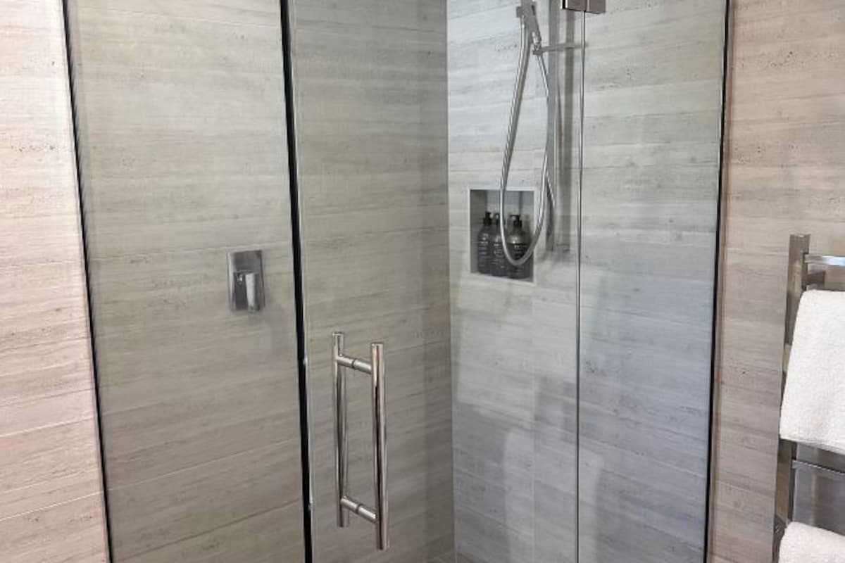 Hair dryer, towels