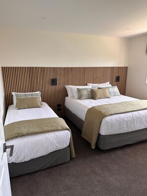 1 bedroom, desk, soundproofing, iron/ironing board