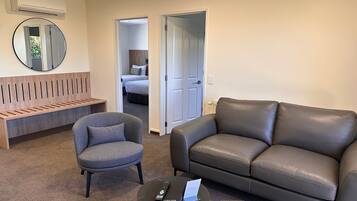 Family Apartment, 2 Bedrooms | Living area