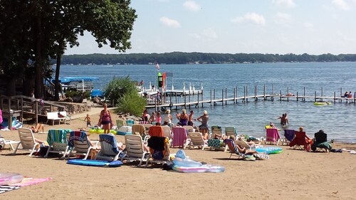 Village West Resort & Hotel