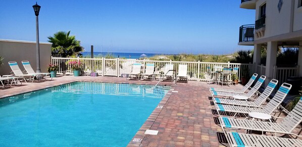 Outdoor pool - Vistas on the Gulf by TRS (St. Pete Beach)
