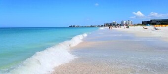 Vistas on the Gulf by TRS