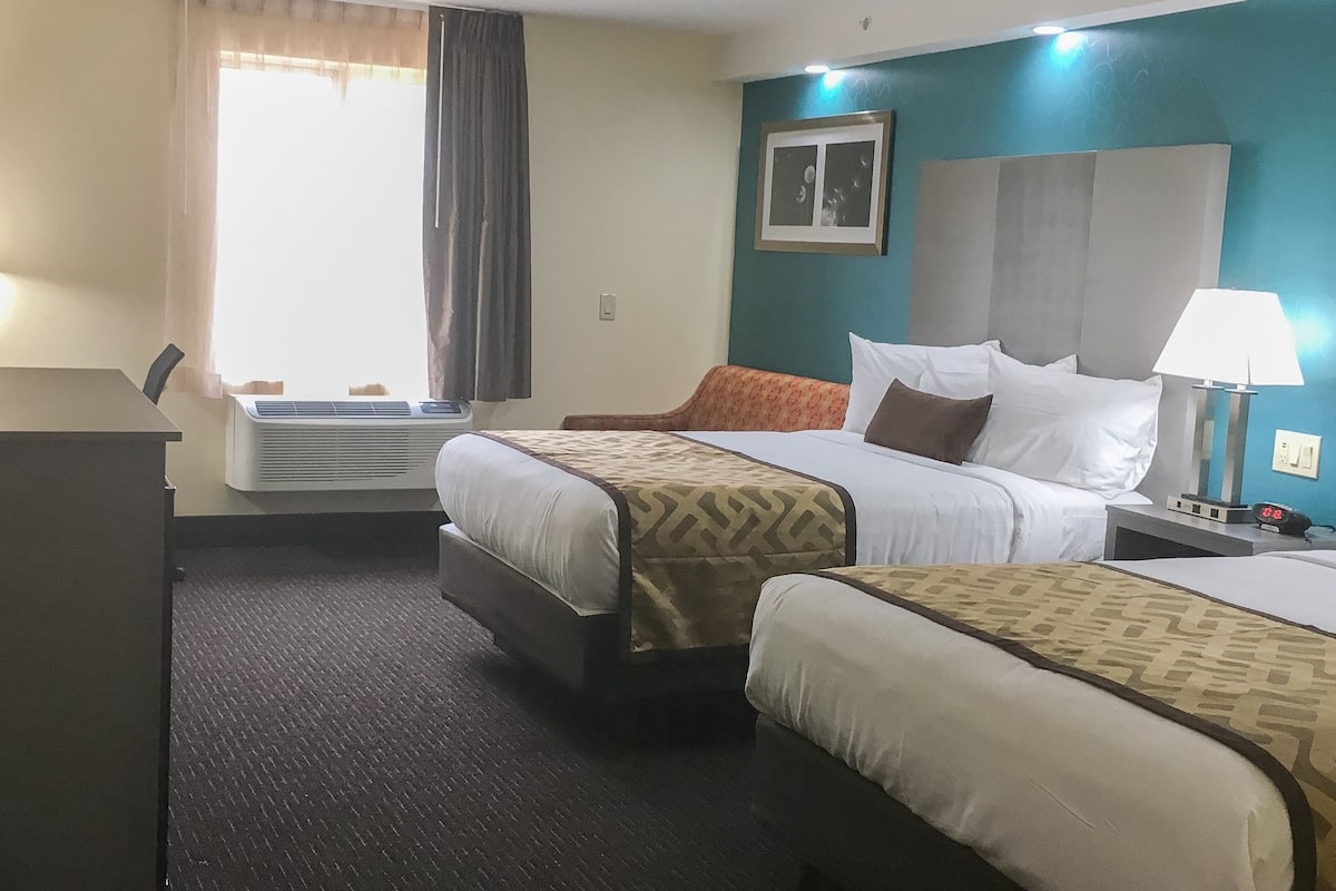 Desk, iron/ironing board, free WiFi, bed sheets