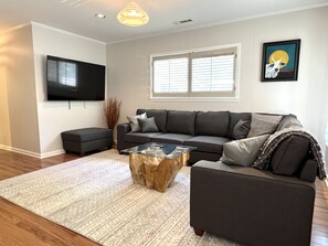 Deluxe Condo, 2 Bedrooms (East Pointe) | Egyptian cotton sheets, premium bedding, memory foam beds - Eureka Zen Cottages (Eureka Springs)