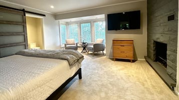 Apartamento de lujo, 2 habitaciones, bañera de hidromasaje, vistas a la montaña (West Pointe) | 1 dormitorio, sábanas de algodón egipcio, ropa de cama de alta calidad