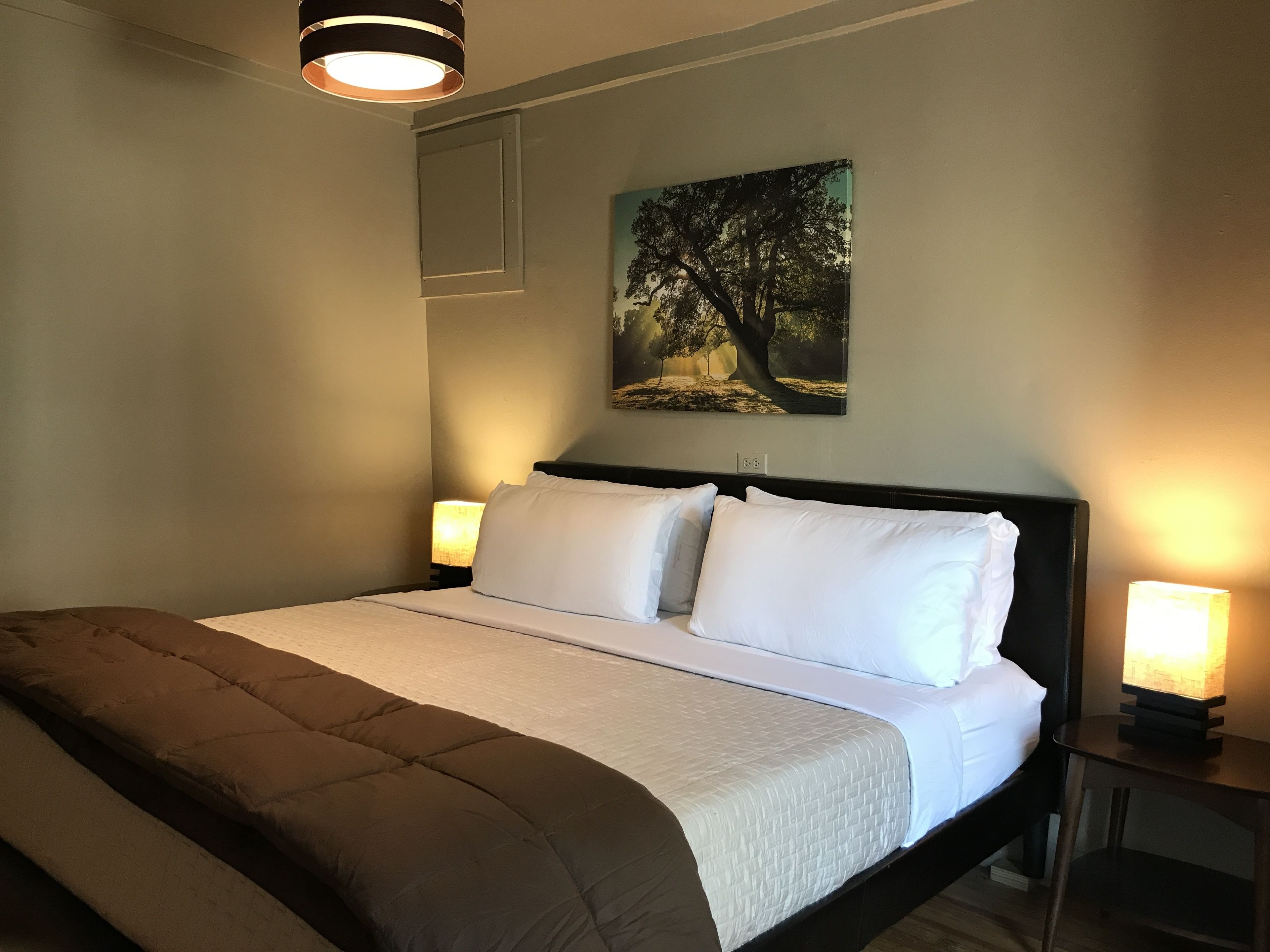 luxury cottage, 2 bedrooms, mountain view | 1 bedroom, egyptian cotton sheets, premium bedding, memory-foam beds