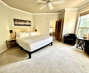Premium Suite, 1 King Bed, Jetted Tub, Mountain View (South Pointe) | Egyptian cotton sheets, premium bedding, memory foam beds - Eureka Zen Cottages (Eureka Springs)