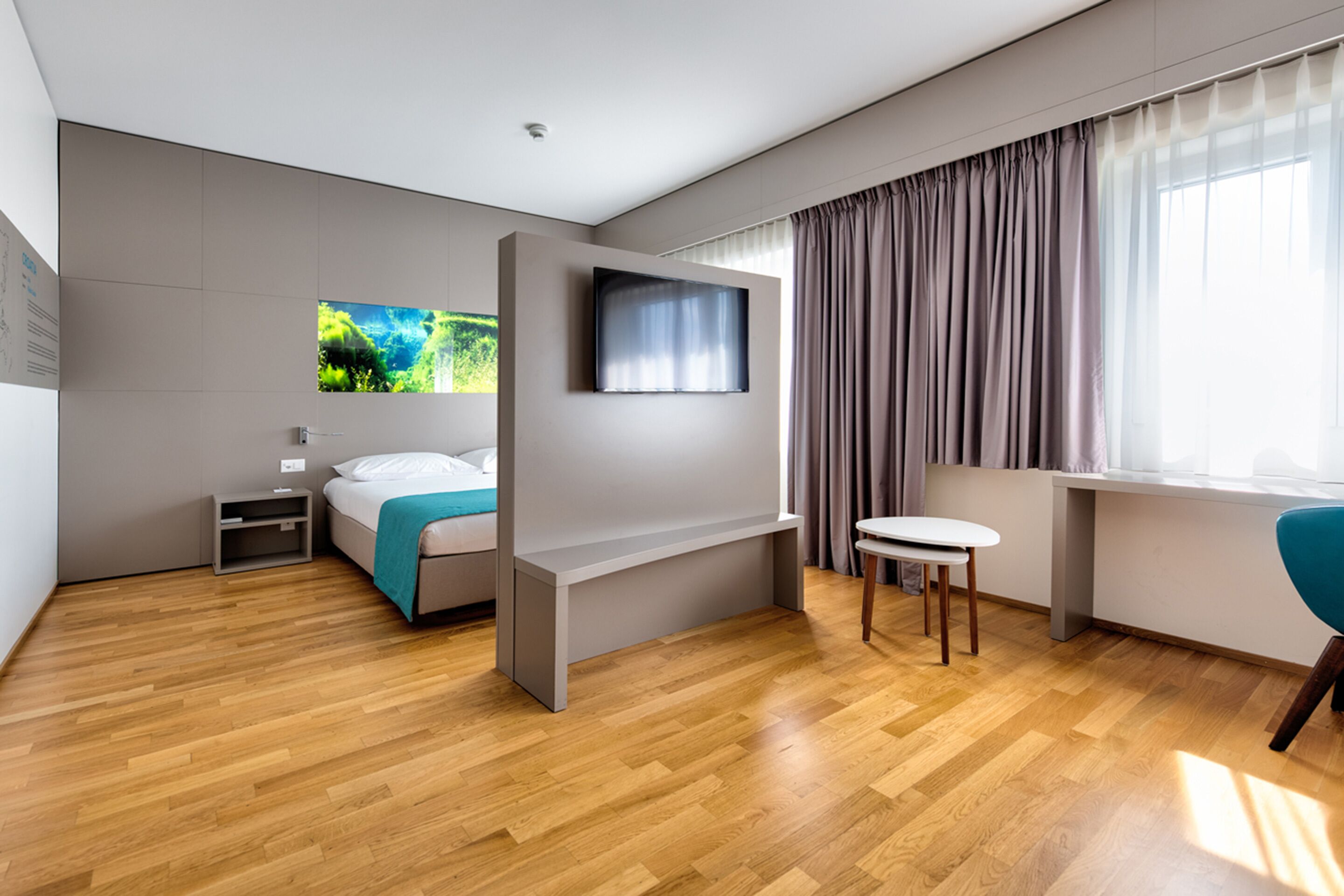 1 bedroom, hypo-allergenic bedding, in-room safe, desk