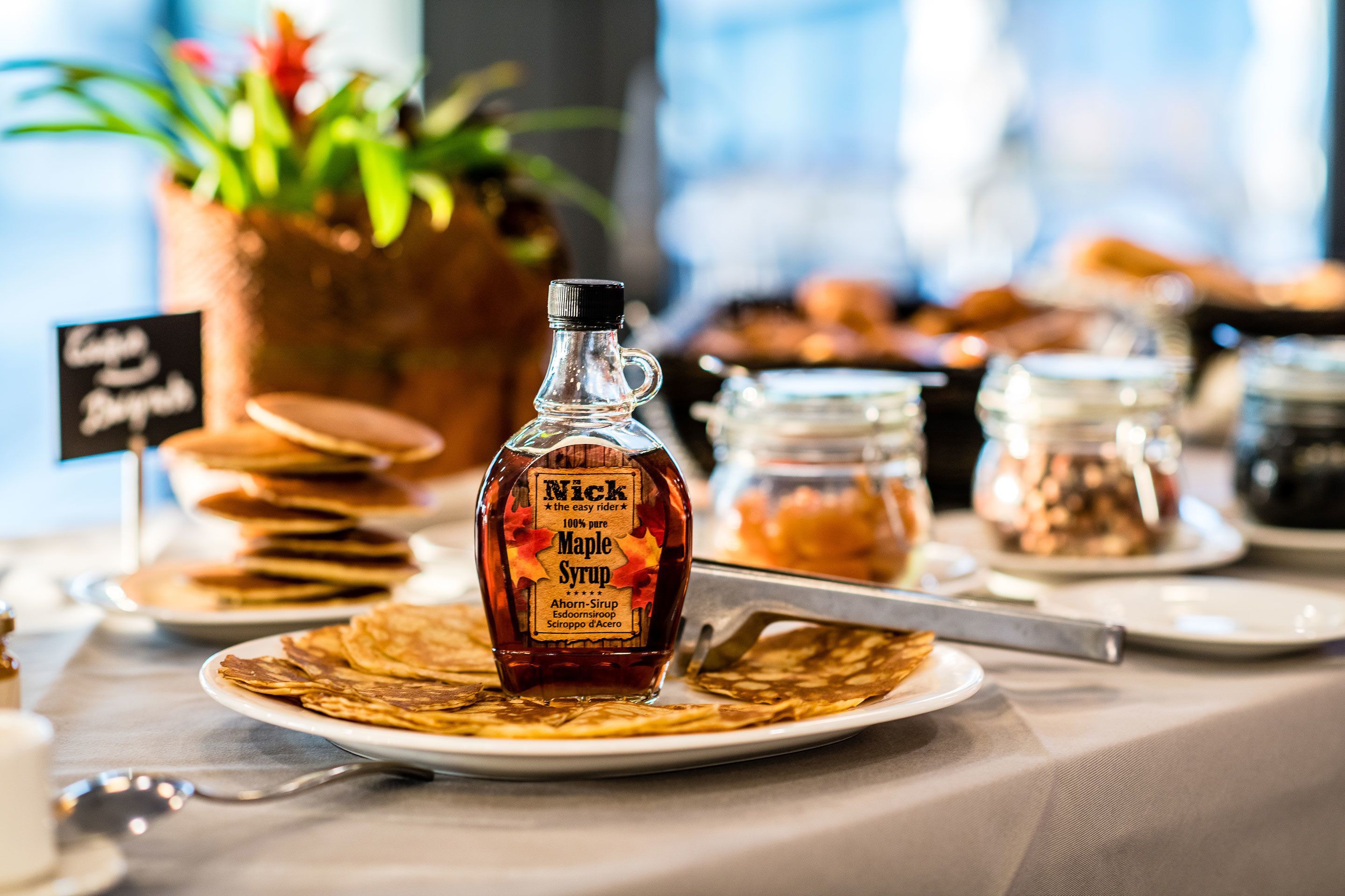 daily buffet breakfast (chf 24 per person)