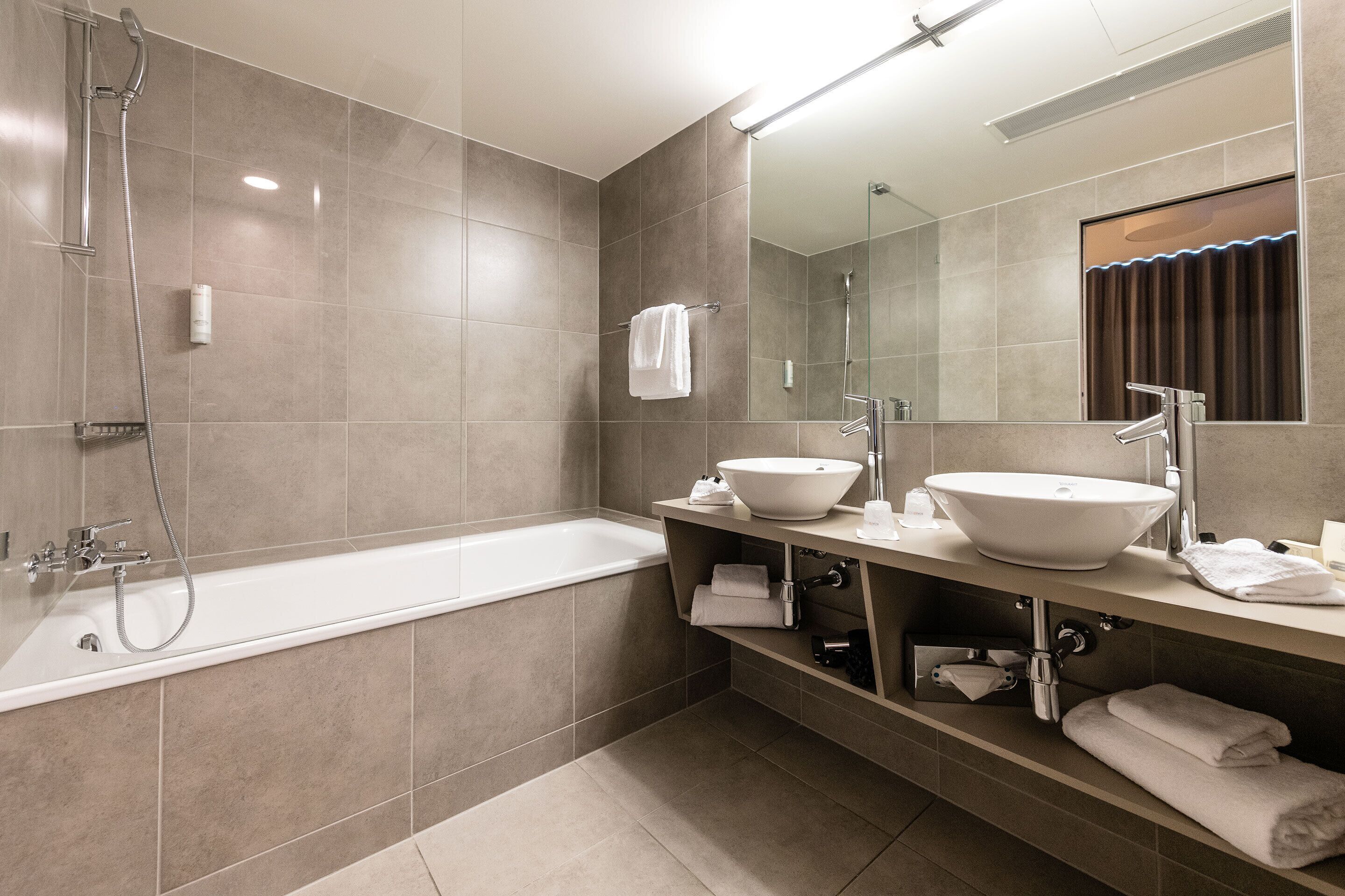junior double or twin room | bathroom | free toiletries, hair dryer, towels