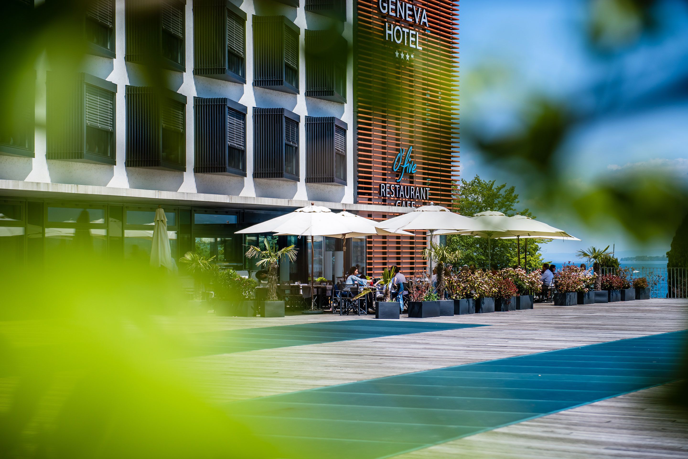 lunch and dinner served, mediterranean cuisine