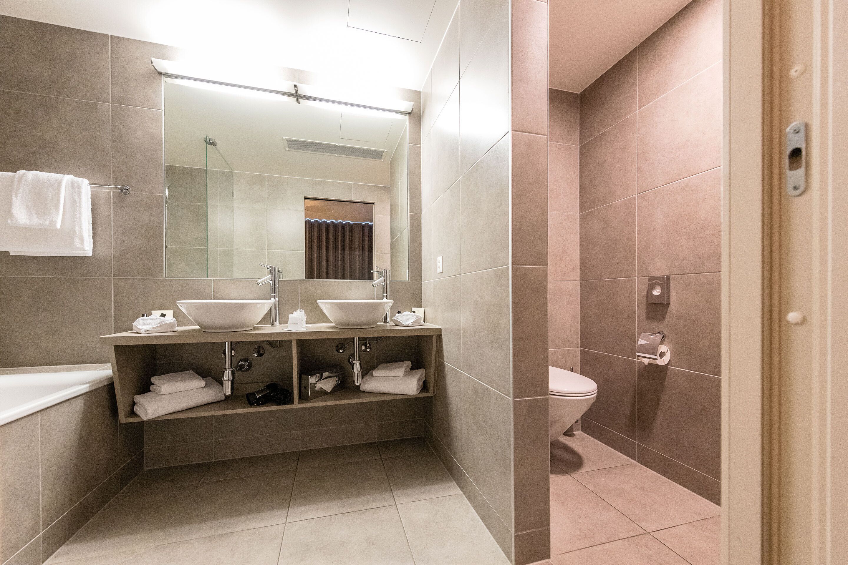 junior double or twin room | bathroom | free toiletries, hair dryer, towels