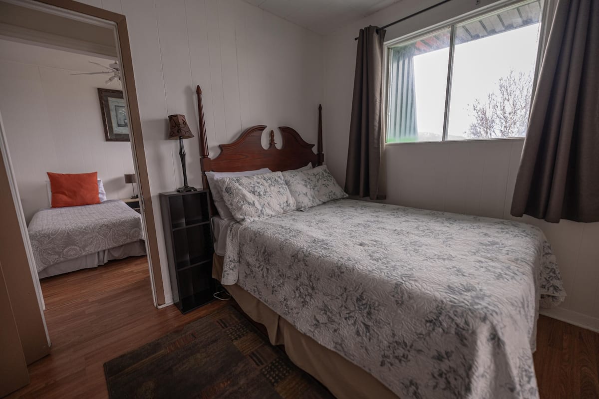 2 habitaciones, minibar, cortinas blackout y wifi gratis