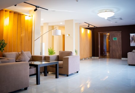 Reception. Chagala Hotel Bautino