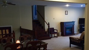 Cabin, 3 Bedrooms, Kitchen | Ruang tamu