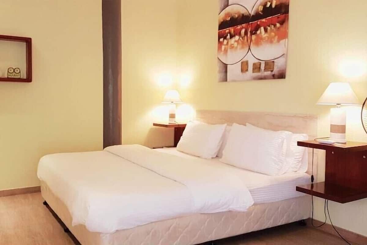 Minibar, in-room safe, desk, blackout curtains
