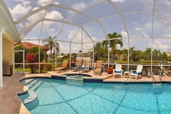 Alberca al aire libre