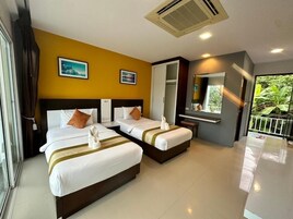 Rollaway beds, free WiFi