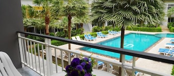 Gypsy Sea View Resort