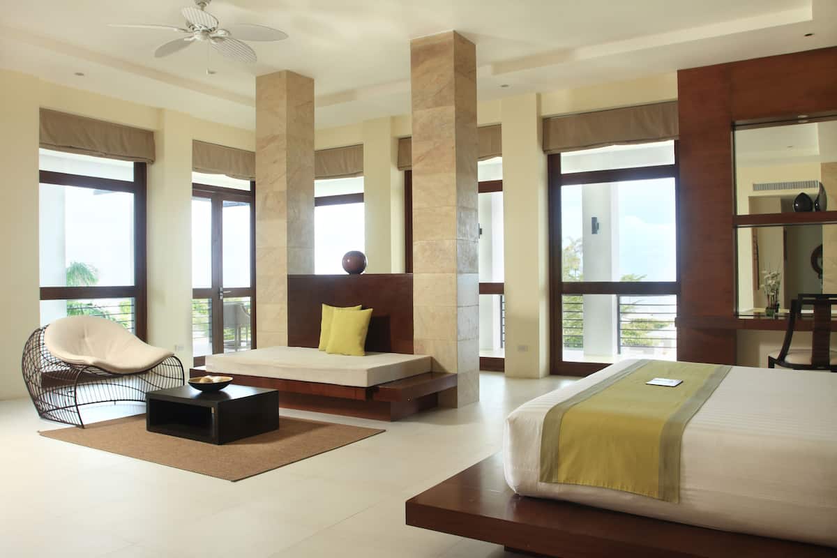 oceanview suite | premium bedding, down duvets, minibar, in-room safe