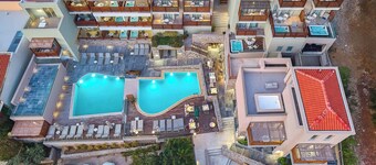 Mystery Skiathos Luxury Residence 