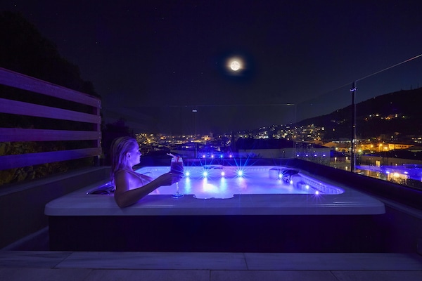 Suite Exécutive, bain à remous | Vue depuis le balcon