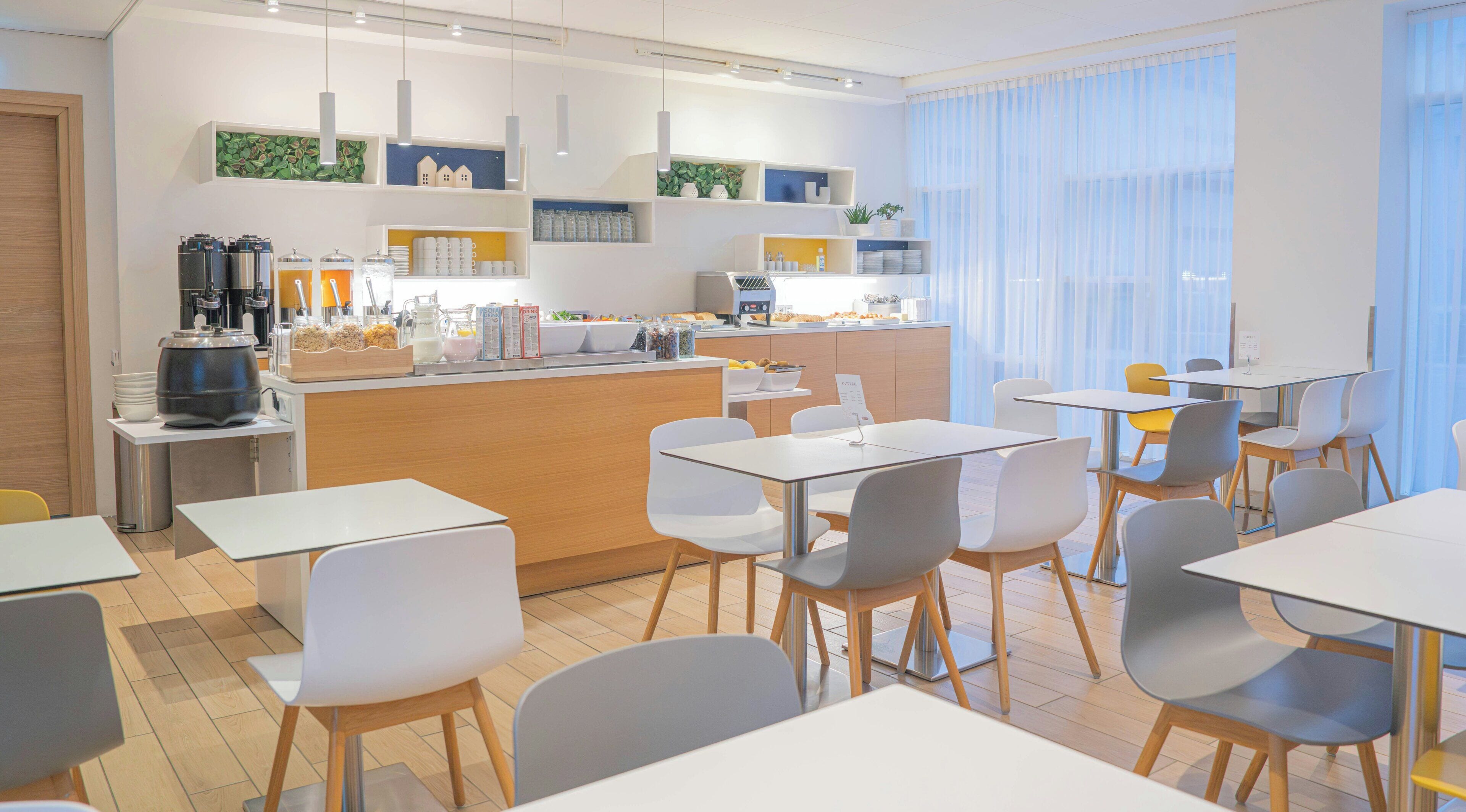 Photo - Storm Hotel by Keahotels