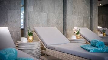Behandlungsräume für Paare, Sauna, Whirlpool, Dampfbad