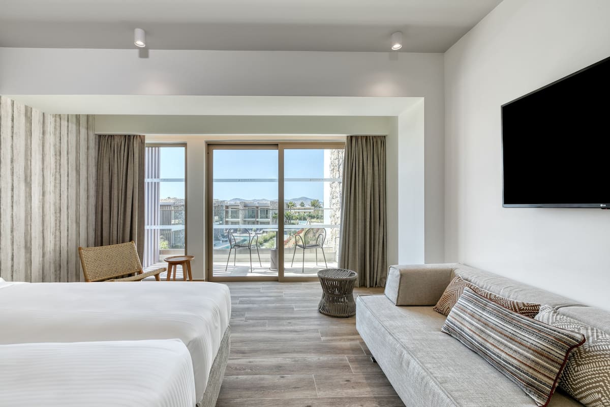 1 bedroom, in-room safe, desk, free WiFi