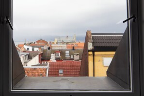 Sistema de insonorización, wifi gratis y ropa de cama 