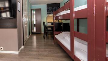 Familierom | Lydisolert, wi-fi (inkludert) og sengetøy