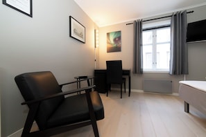 Yhden hengen huone, 1 yhden hengen sänky | Äänieristys, ilmainen Wi-Fi, vuodevaatteet