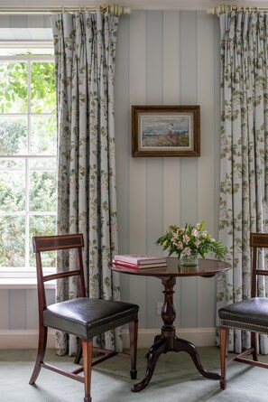 In-room safe, desk, free WiFi, bed sheets - Ballymaloe House Hotel (Cloyne)