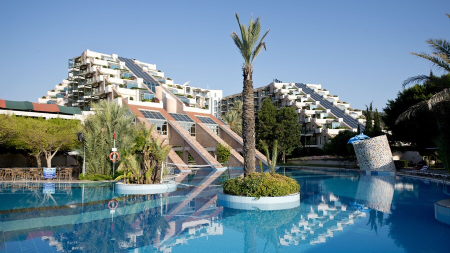 Limak Limra Hotel & Resort