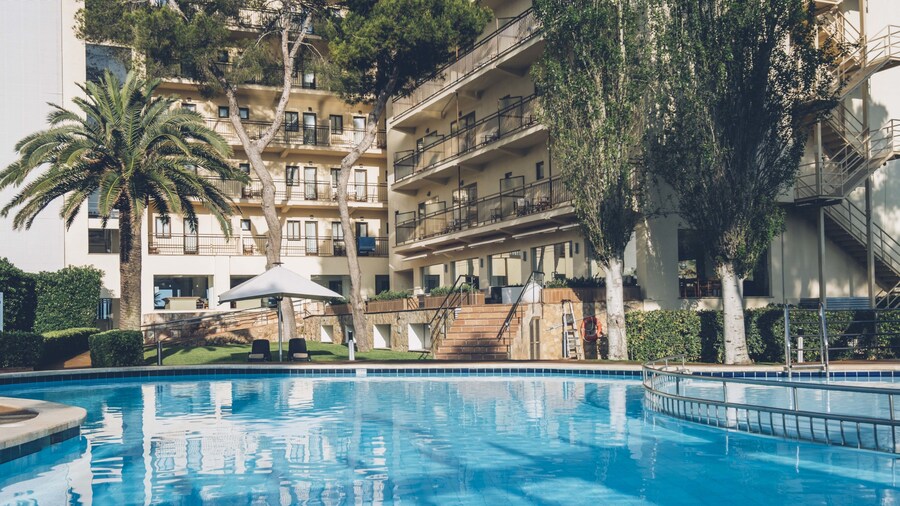 AYA Seahotel – Adults Only