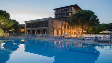 Outdoor pool, pool umbrellas, pool loungers