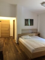 Sistema de insonorización, camas plegables/adicionales y wifi gratis 