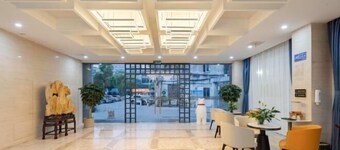 Kaiyue Business Hotel（Ninefang City Shop,Northmen Road ）