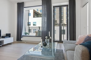 Apartment, 1 Bedroom | Living area