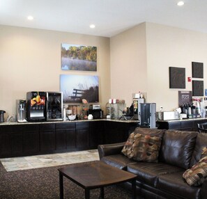 Free daily self-serve breakfast - Cobblestone Inn & Suites - Denison - Oak Ridge (Denison)