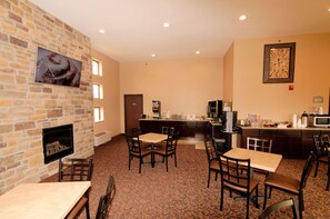 Free daily self-serve breakfast