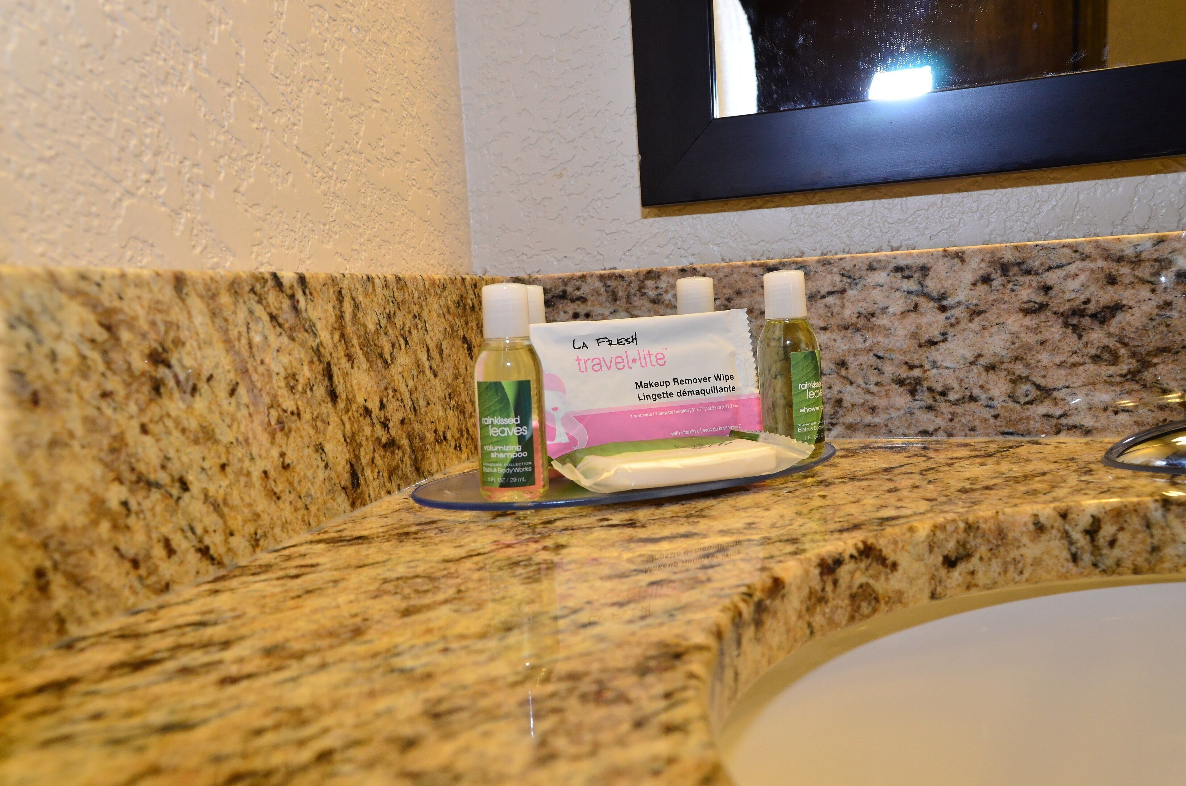 combined shower/bathtub, free toiletries, hair dryer, towels