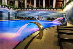 Indoor pool, pool loungers - Wellness Hotel Diplomat (Rajecke Teplice)