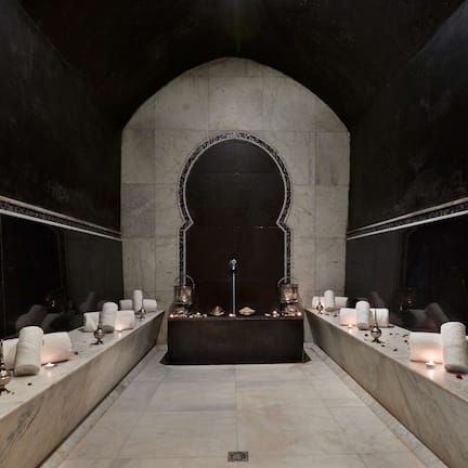 Couples treatment rooms, sauna, hot tub, steam room, Turkish bath