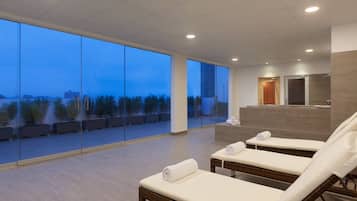 Couples treatment room(s), hot stone massages, deep-tissue massages